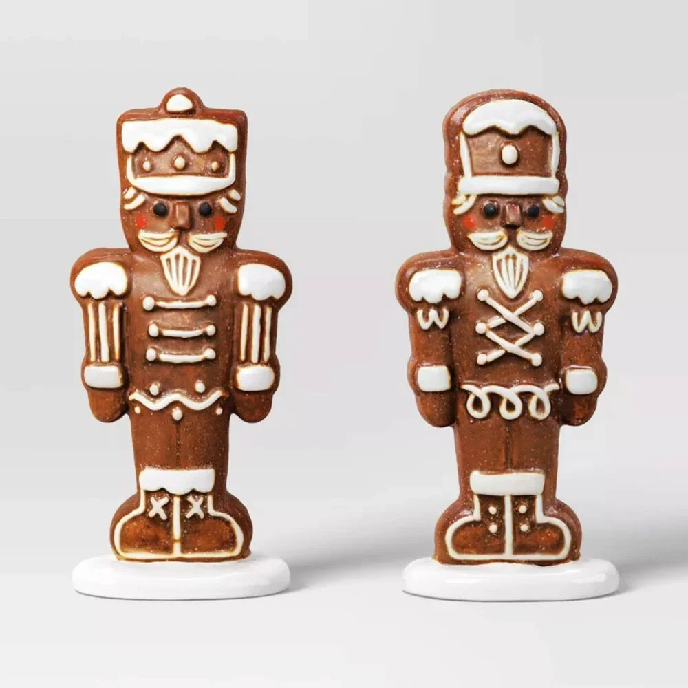 TARGET WONDERSHOP CHRISTMAS NUTCRACKERS DECOR 2PK